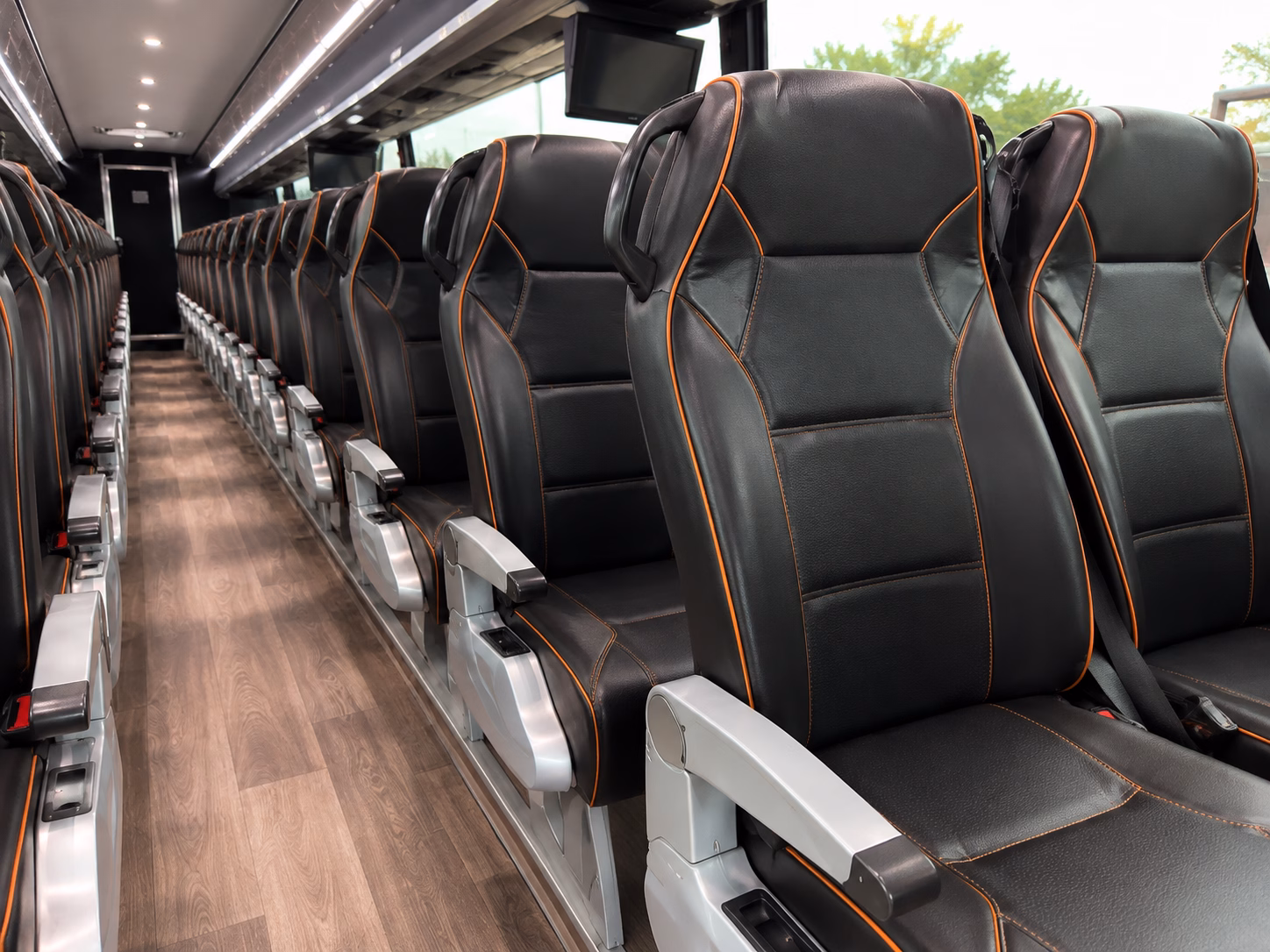 bus rentals to uconn football at pratt whitney stadium in east hartford