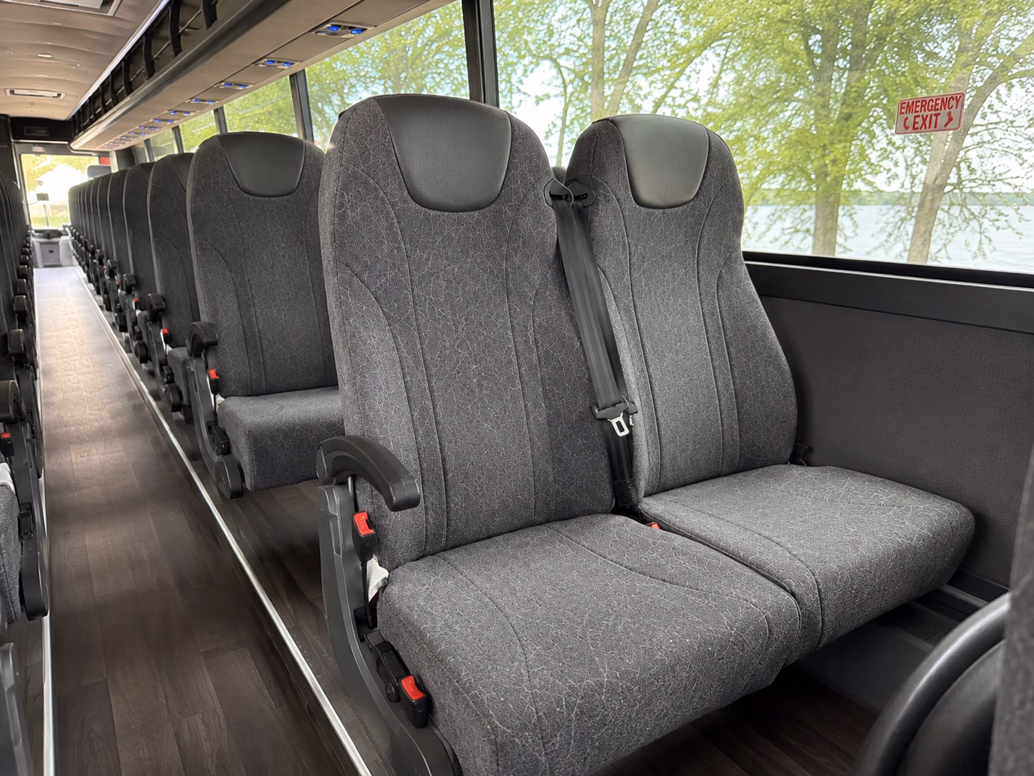 charter buses to yankees mets and giants games from hartford
