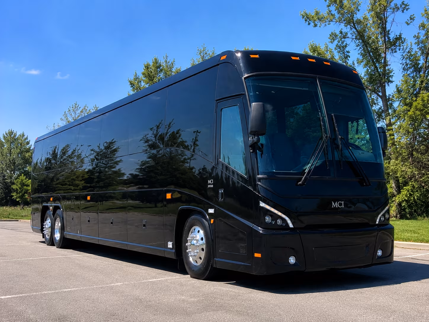 rent a bus in hartford for proms at the society room and downtown venues