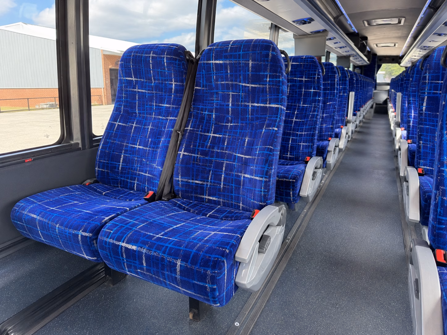 shuttle buses between hartford hotels and downtown ceremony venues