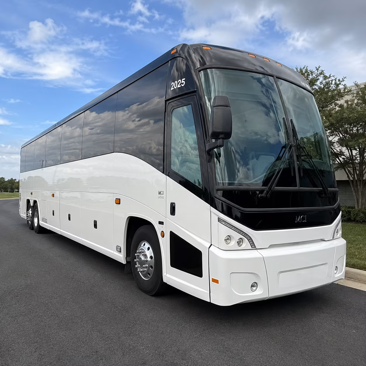 shuttle buses to the hartford jazz festival and bushnell park events