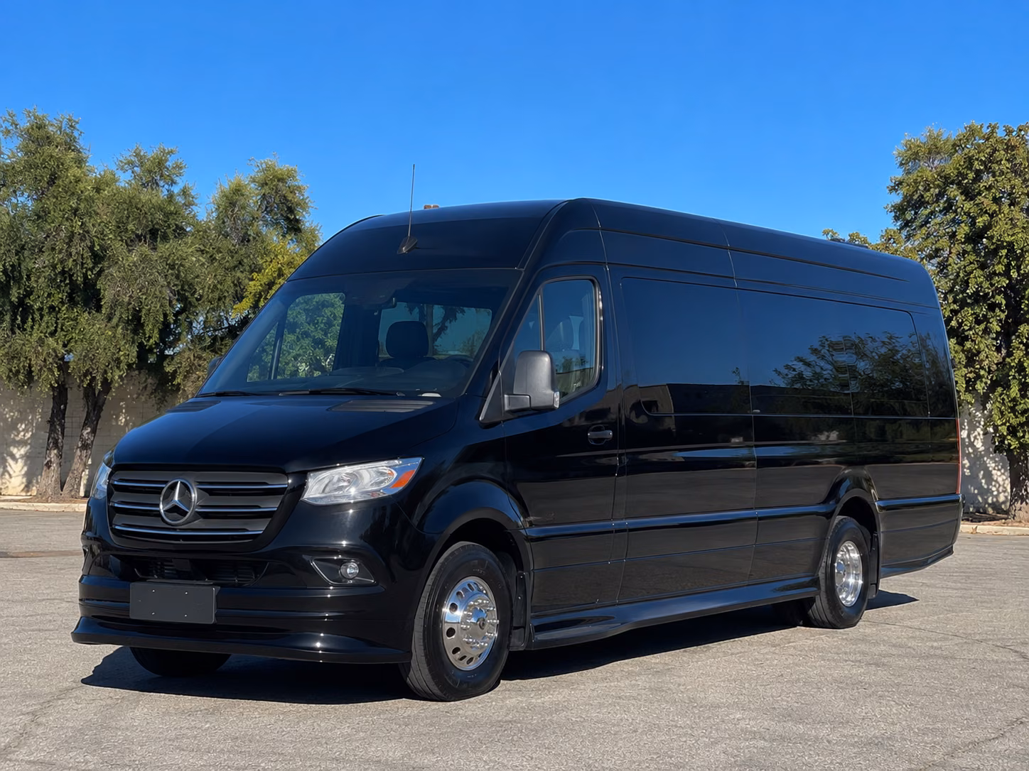 transportation serving hartford and nearby cities